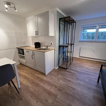 아파트 Garten Mit Einzigartigem Panoramablick Ug Schoene Kellerwohnung Mit Grossem Hellen Fenster - Nahe Bodensee Und Messe